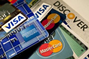 Thẻ tín dụng là gì? Những điều cần biết về thẻ tín dụng